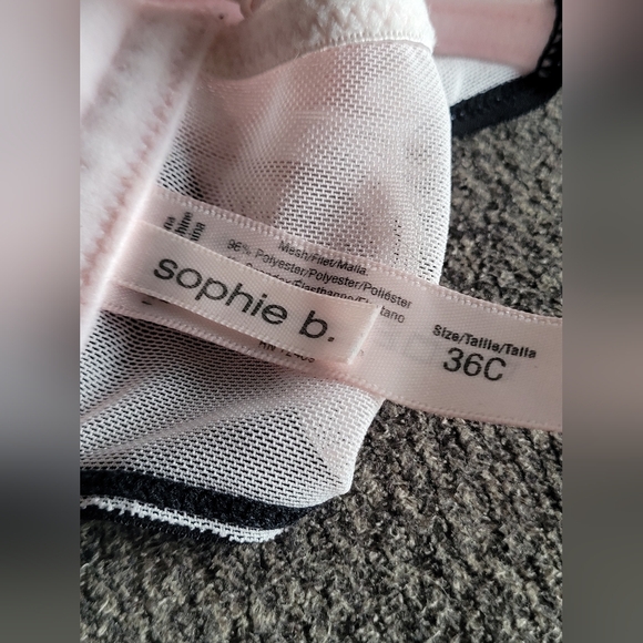 Sophie B. bra in size 36C. - Picture 3 of 3